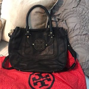 Tory Burch Black amanda hobo